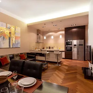 Address Deluxe Downtown , Ljubljana Slovenië