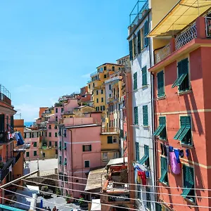 https://peppiniello.hotelitalianriviera.com