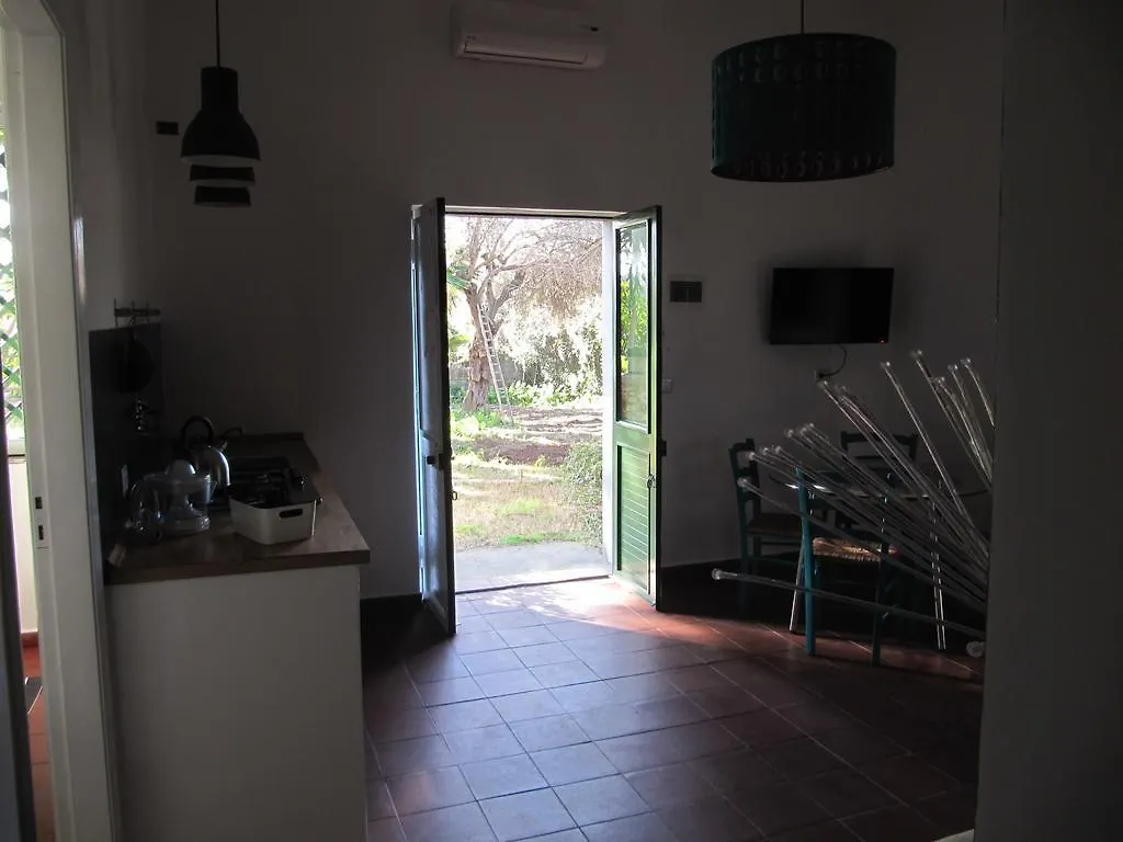 Terre Del Cardinale Country Suites Catânia Apartamento